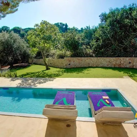 Marina Villa